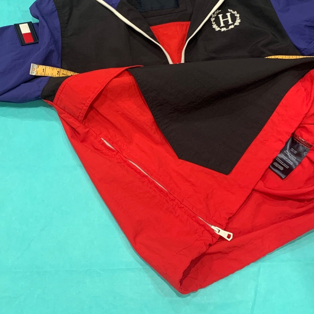Tommy Hilfiger 1/4 Zip Windbreaker Hoodie - Picture 7 of 9